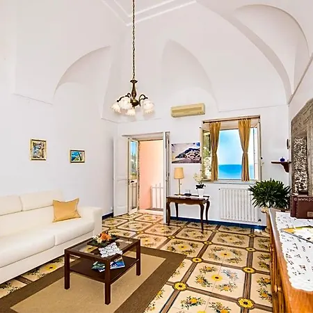 Oda ve Kahvaltı Setteventi Positano
